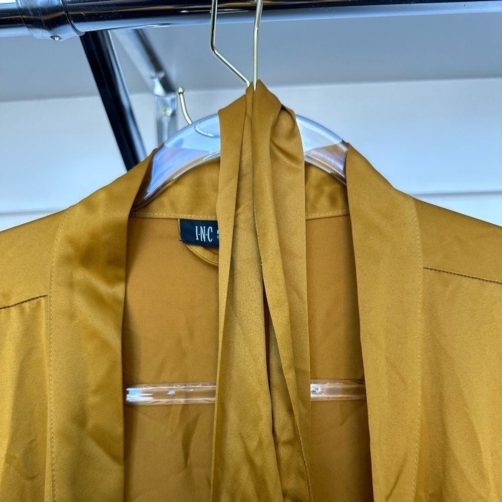Luxurious Gold/Yellow Silky Kimono from Macy’s (INC). Sold out. Rarely worn! - Picture 5 of 14